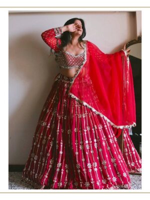 ❤️PRESENTING  DESIGNER EMBROIDERED LAHENGA CHOLI❤️